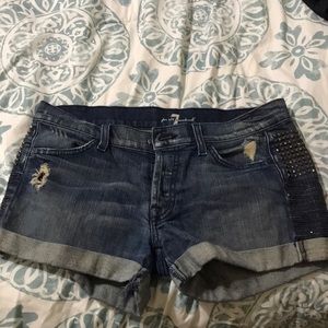 Good condition 7 for all mankind jean short